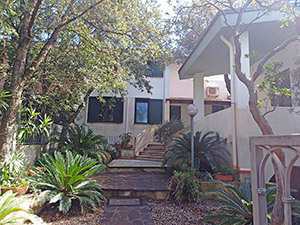 Blick &uuml;ber die D&auml;cher von Cala Gonone aufs Meer (Osten)  Click to enlarge!